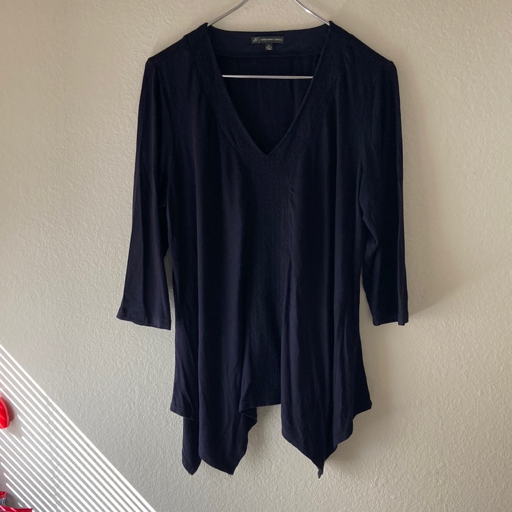 Adrianna Papell 1x Navy Blue Knit Shirt with asymmetric hem